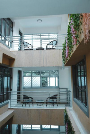 Riverside Serene Apartment